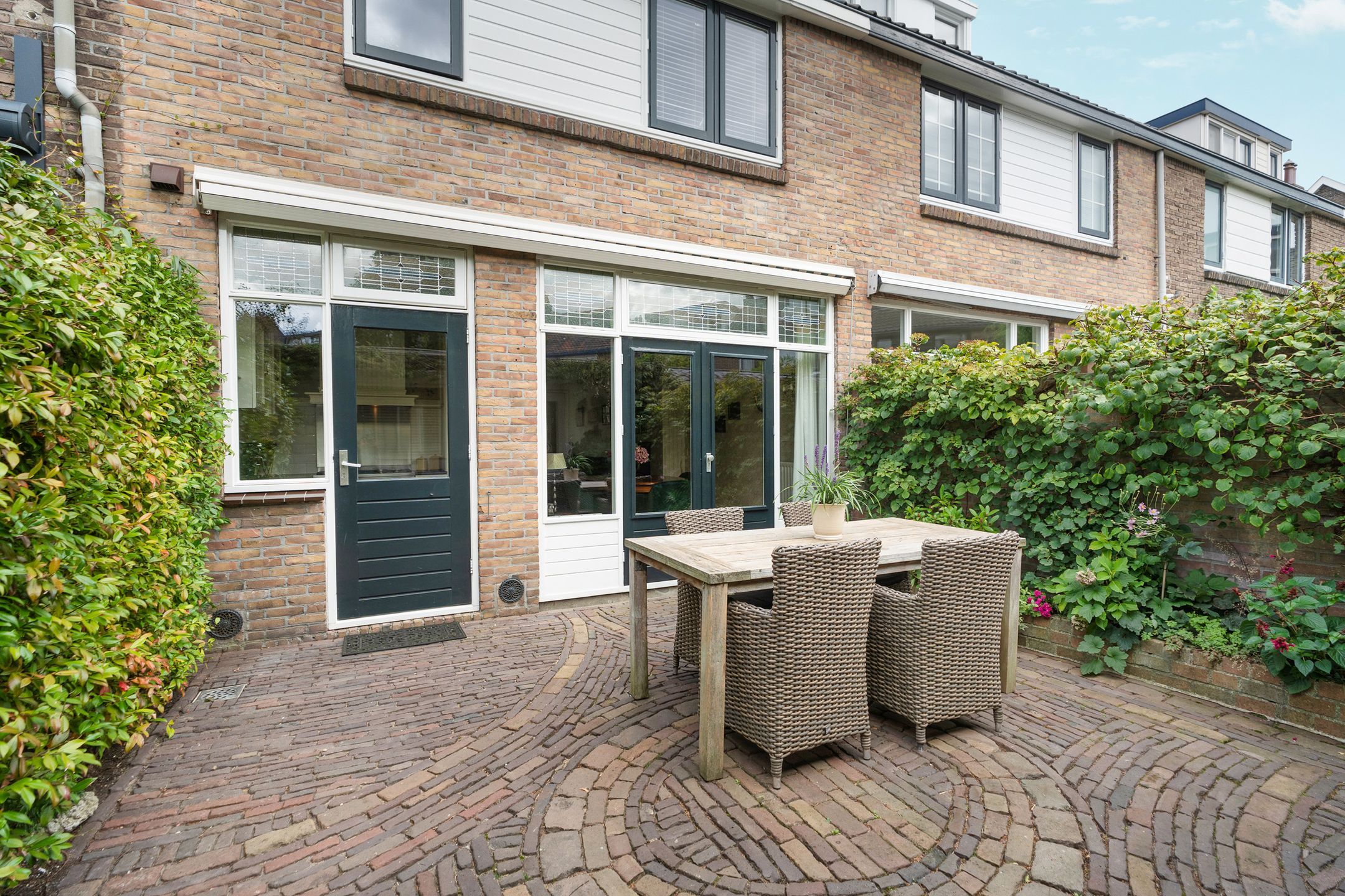 Foto 42 van Niersstraat 11