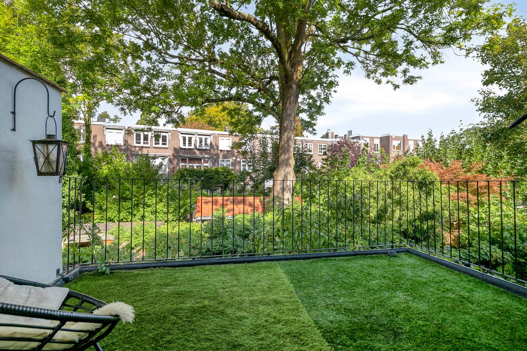 Photo 28 of Koninginnestraat 49