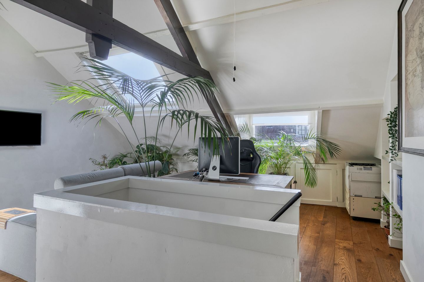 Photo 35 of Koninginnestraat 49