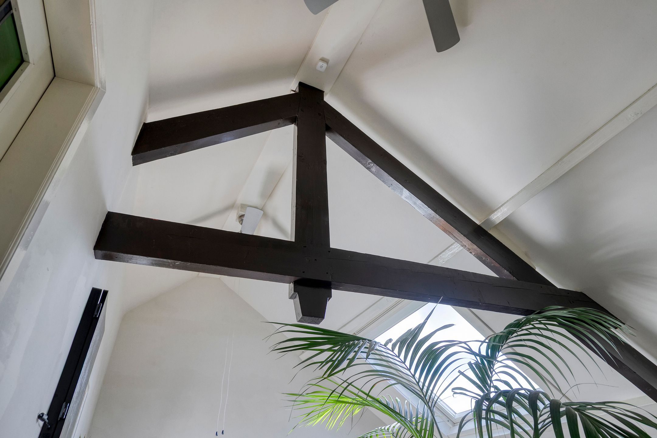 Photo 36 of Koninginnestraat 49