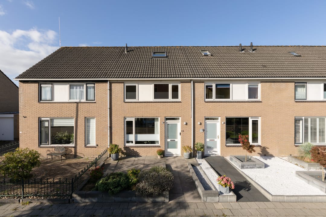 Photo 1 of Pinksterbloem 13