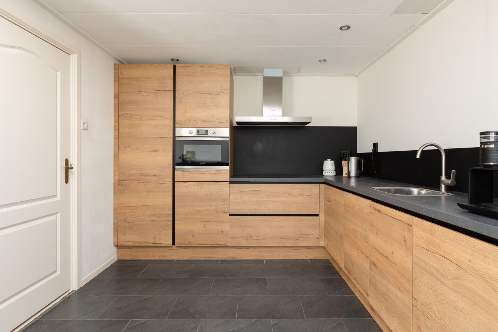 Foto 12 van Frederik Hendrikstraat 84