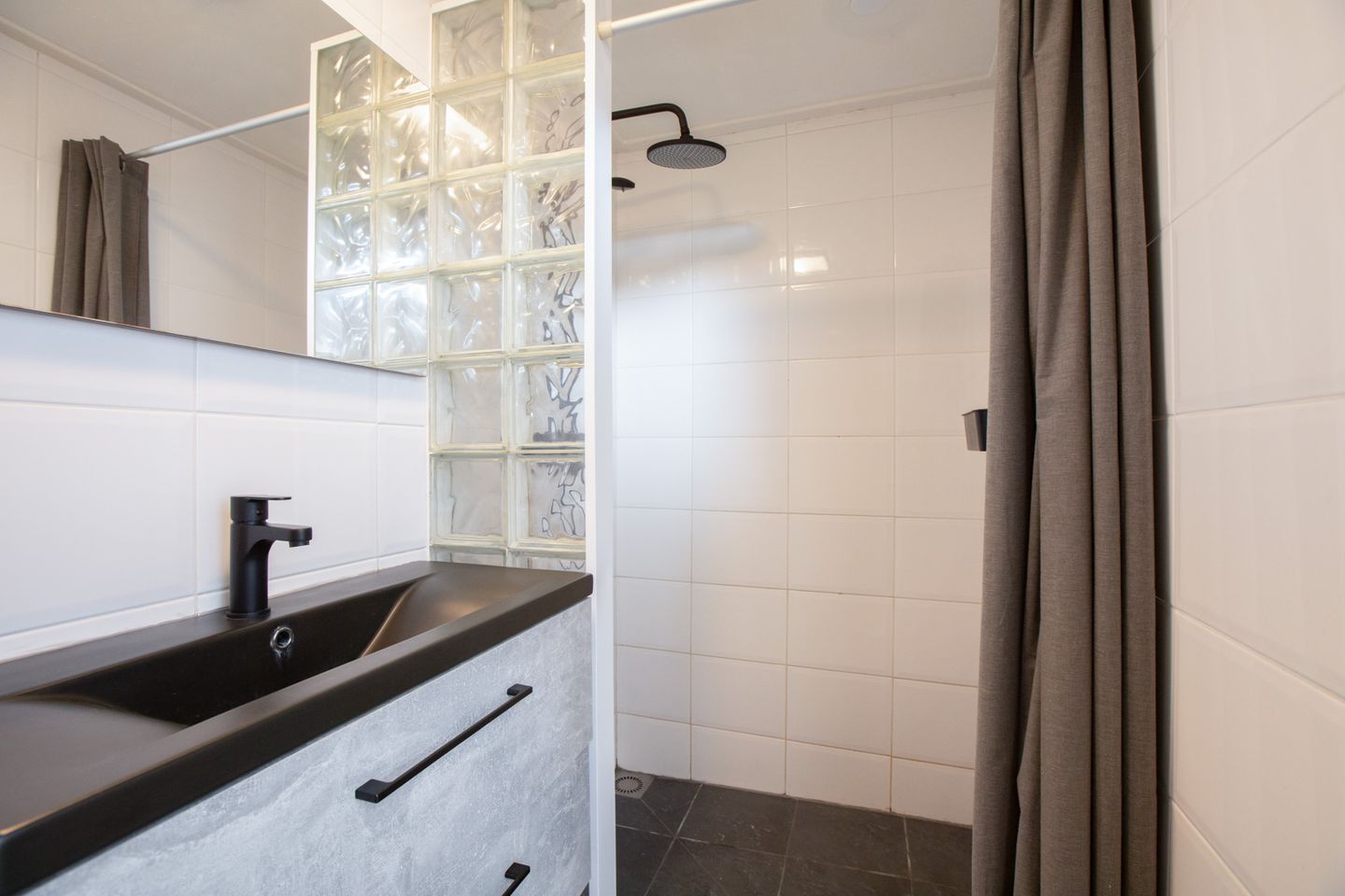 Foto 14 van Frederik Hendrikstraat 84