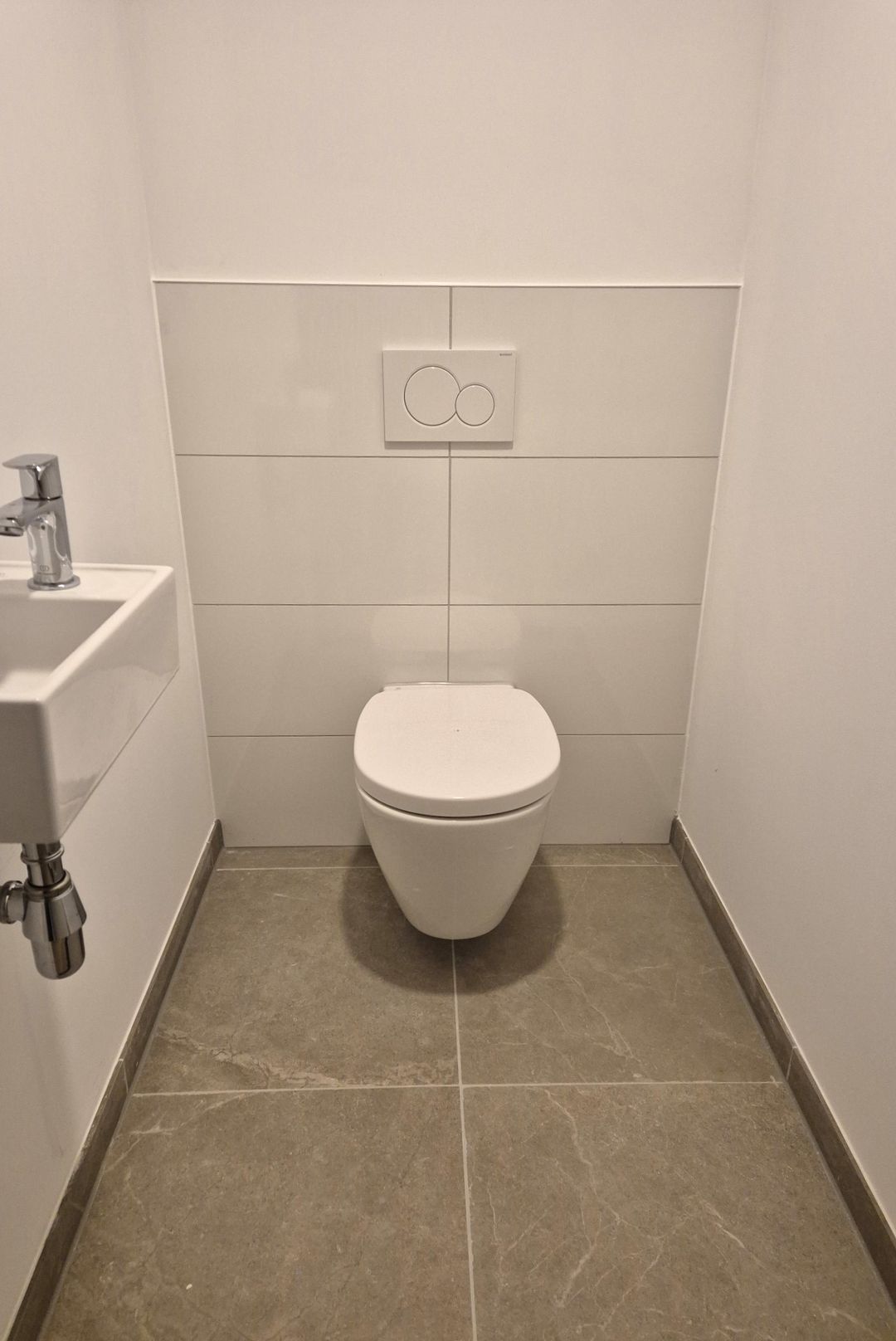 Photo 11 of Petrus Regoutplein 22-C01