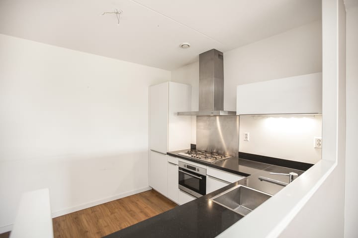 Foto 12 van Juliana van Stolbergstraat 131