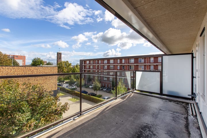 Foto 16 van Juliana van Stolbergstraat 131