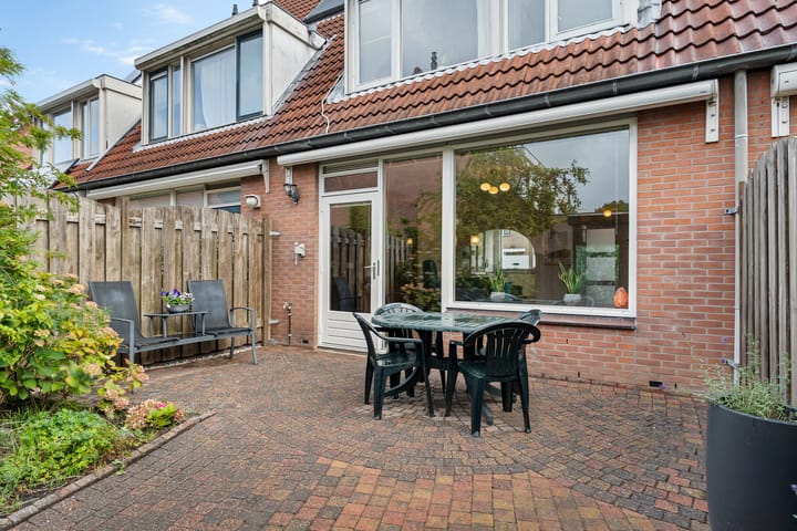 Foto 3 van Titaanwit 47