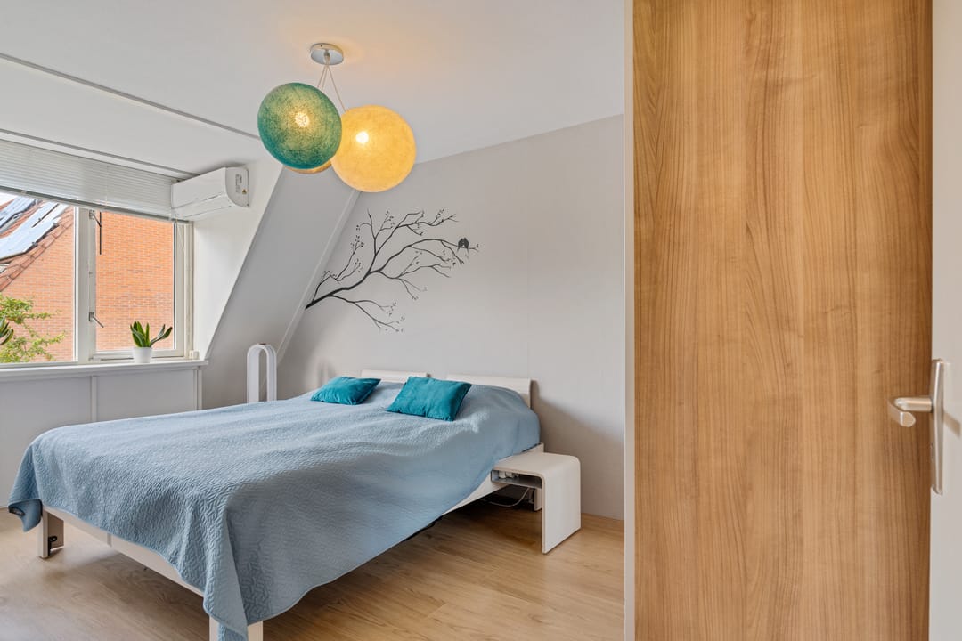 Foto 23 van Titaanwit 47