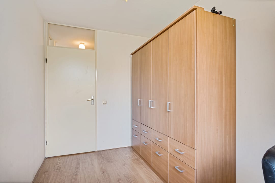 Foto 28 van Titaanwit 47