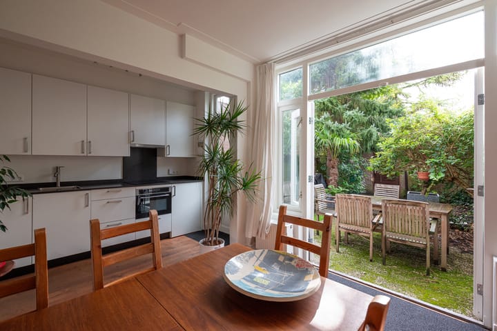 Foto 12 van Van Wickevoort Crommelinstraat 16