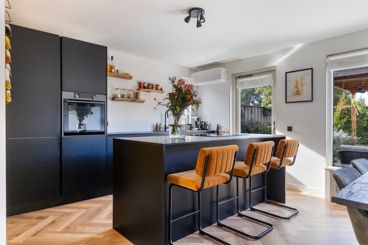 Foto 2 van Titaniumstraat 3