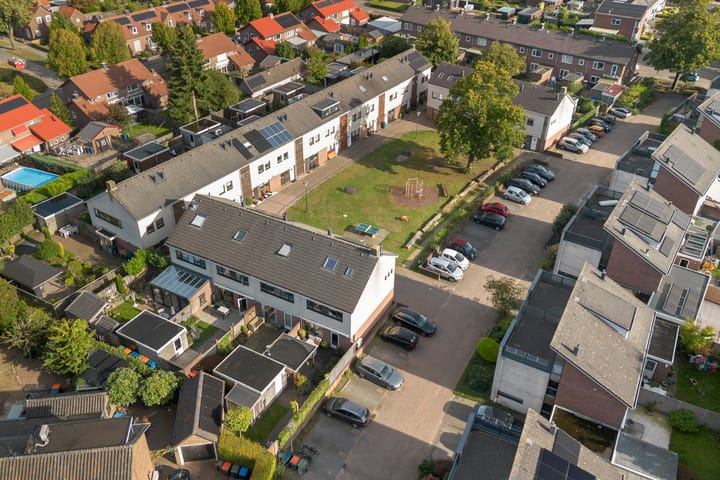 Foto 31 van Titaniumstraat 3