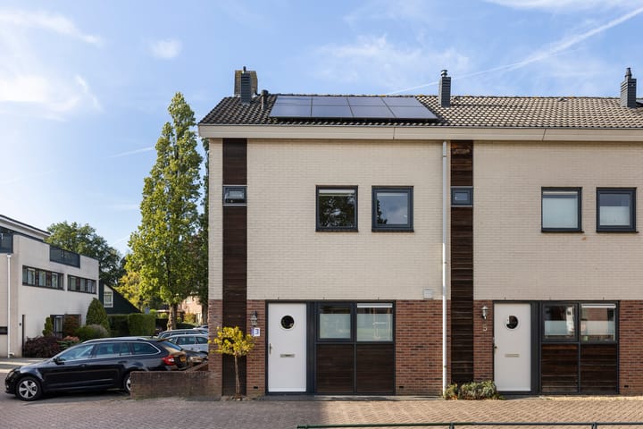 Foto 4 van Titaniumstraat 3