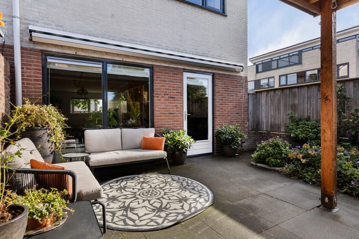 Foto 16 van Titaniumstraat 3