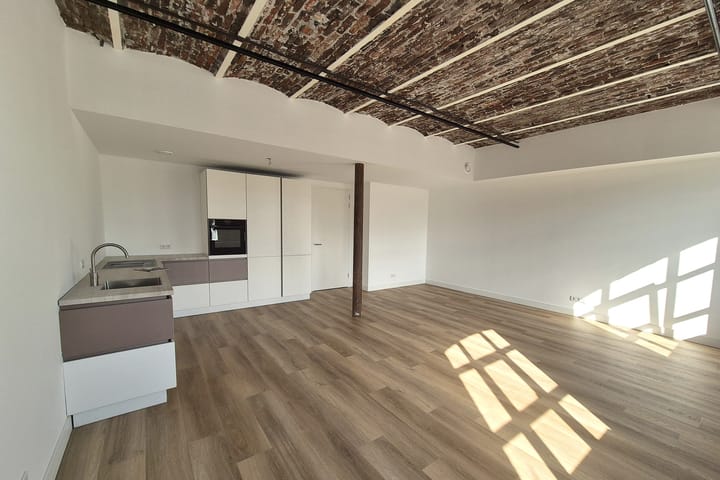 Photo 6 of Petrus Regoutplein 22-C03