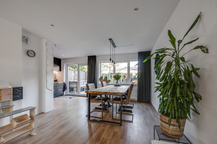 Foto 15 van Strijenstraat 13