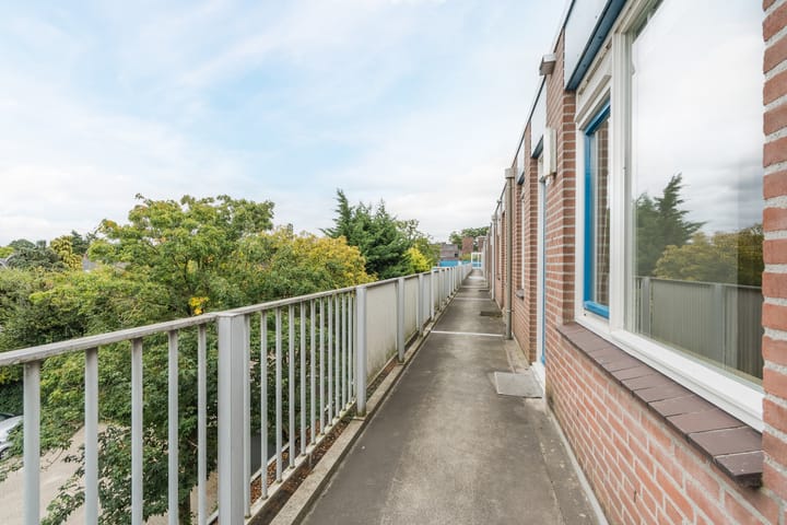 Foto 6 van Valkenierstraat 15-B