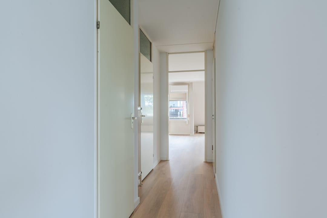 Foto 17 van Valkenierstraat 15-B