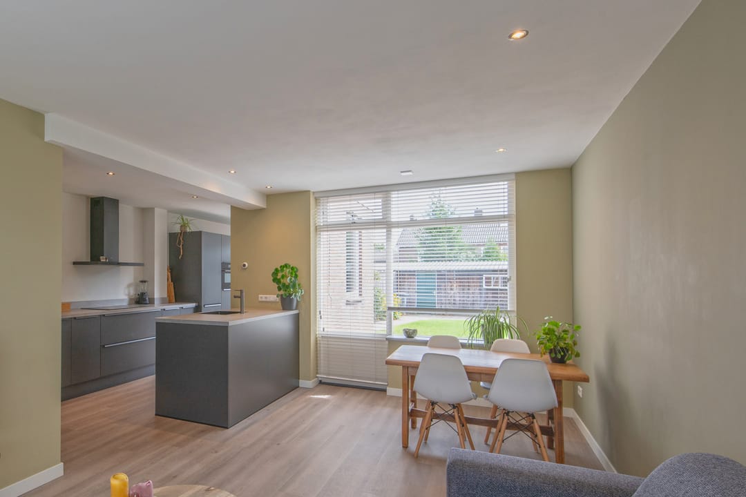 Photo 8 of Swidbertstraat 7