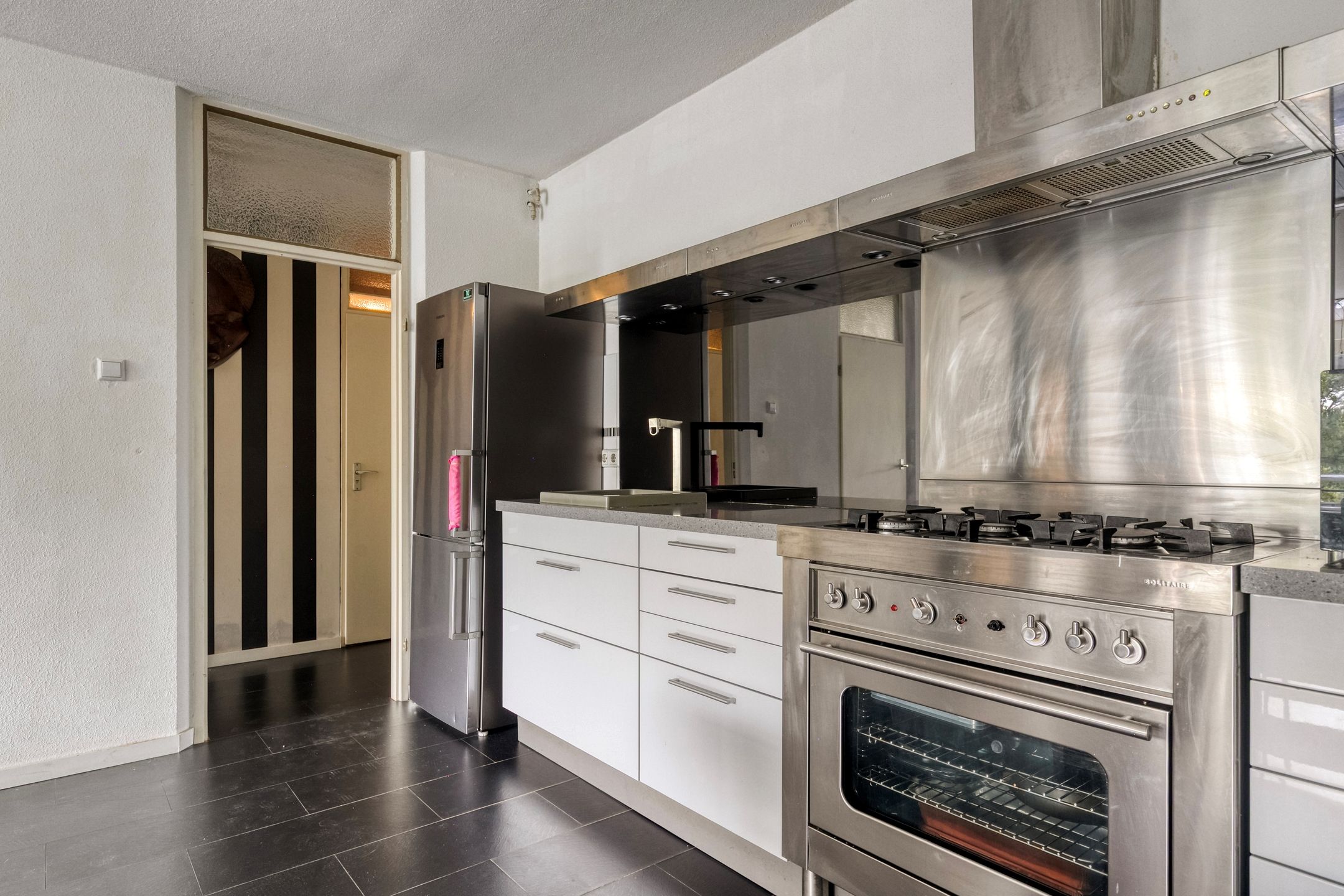 Photo 15 of Livingstonelaan 1030