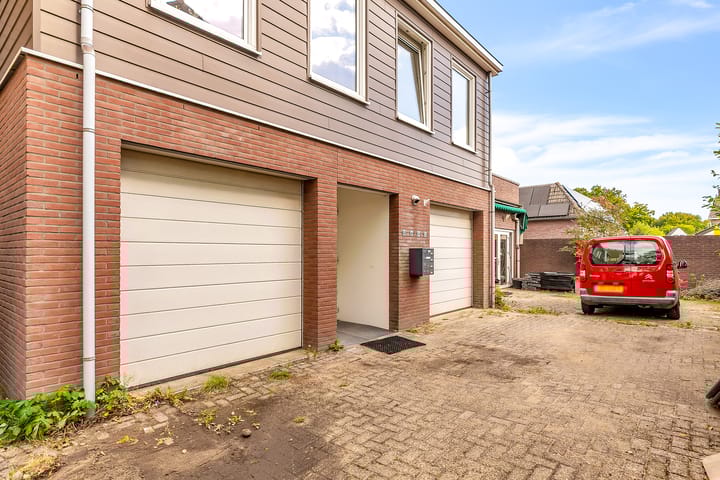 Photo 3 of Stationsweg 50