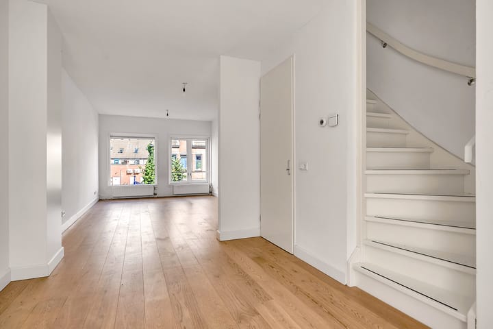 Photo 11 of Stationsweg 50