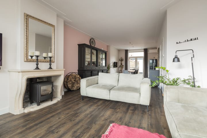 Foto 10 van Warmundastraat 33