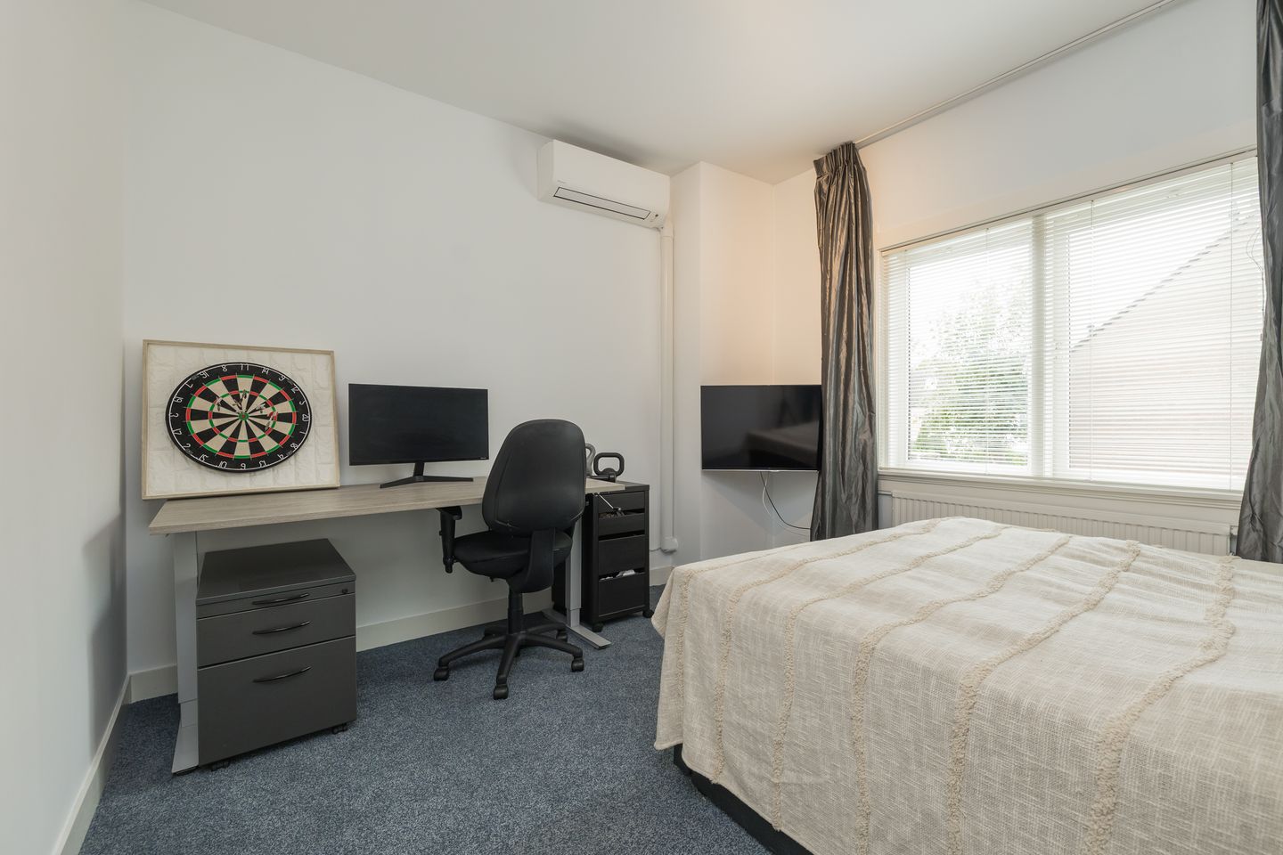 Foto 25 van Warmundastraat 33