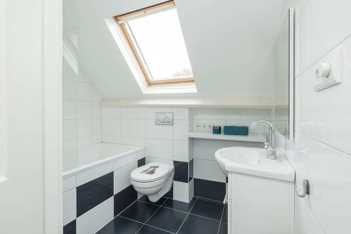 Foto 39 van Warmundastraat 33