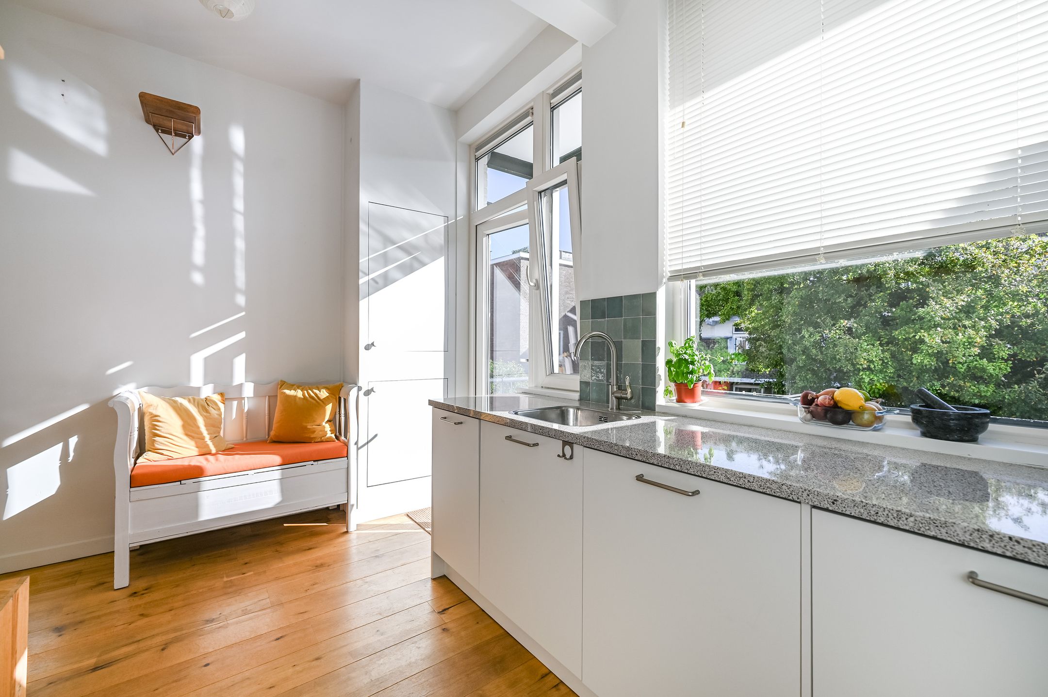 Foto 12 van van de Wateringelaan 190