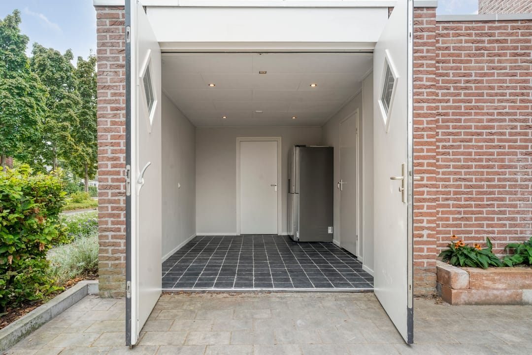 Photo 13 of Kamperfoelie 28