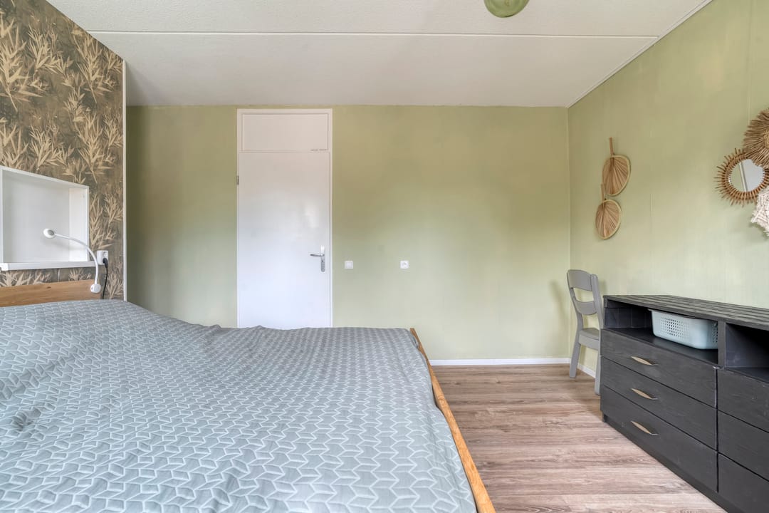 Photo 22 of Kamperfoelie 28