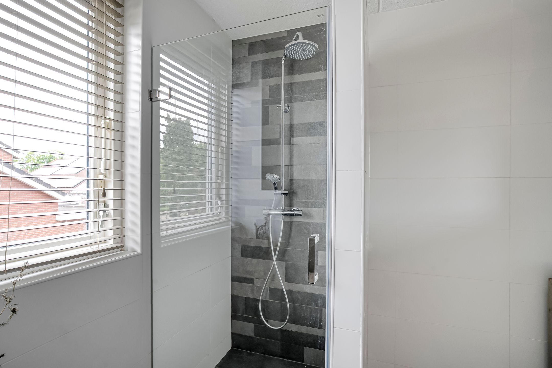 Photo 24 of Kamperfoelie 28