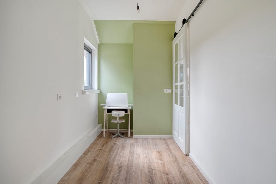 Photo 32 of Kamperfoelie 28