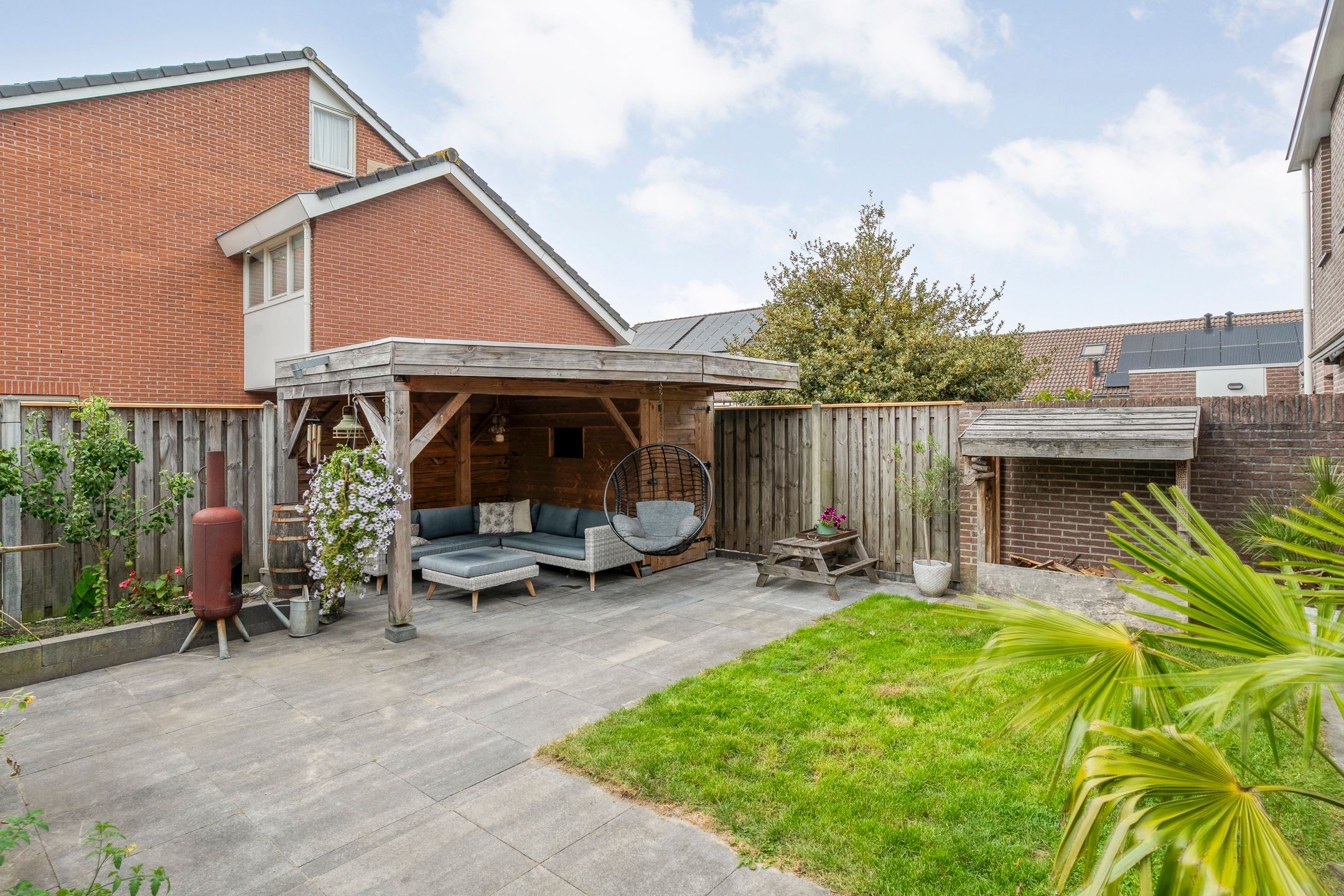 Photo 33 of Kamperfoelie 28