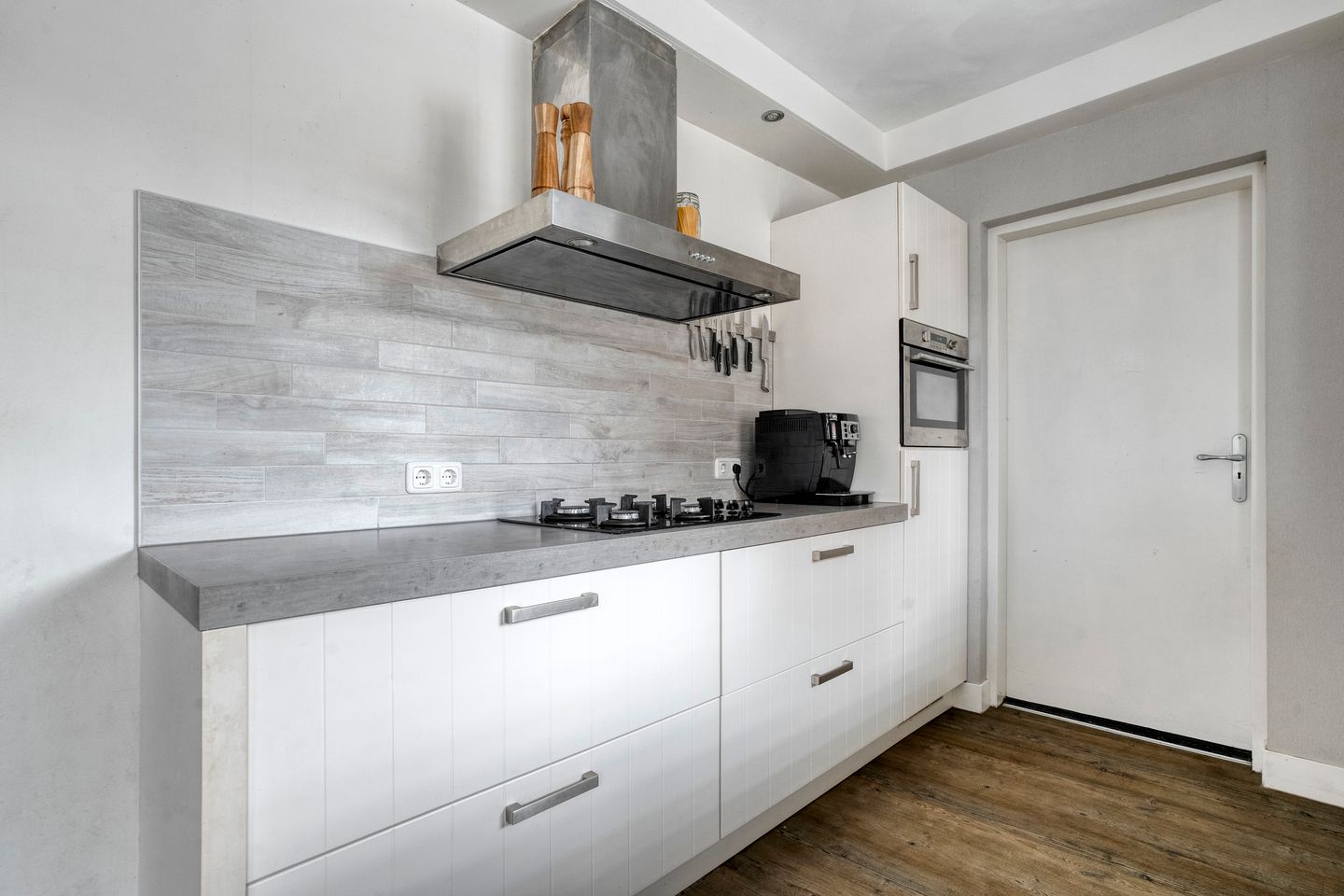 Photo 10 of Kamperfoelie 28