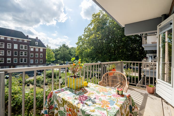 Foto 2 van Surinameplein 149