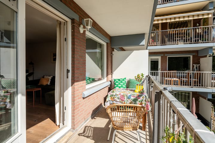 Foto 41 van Surinameplein 149