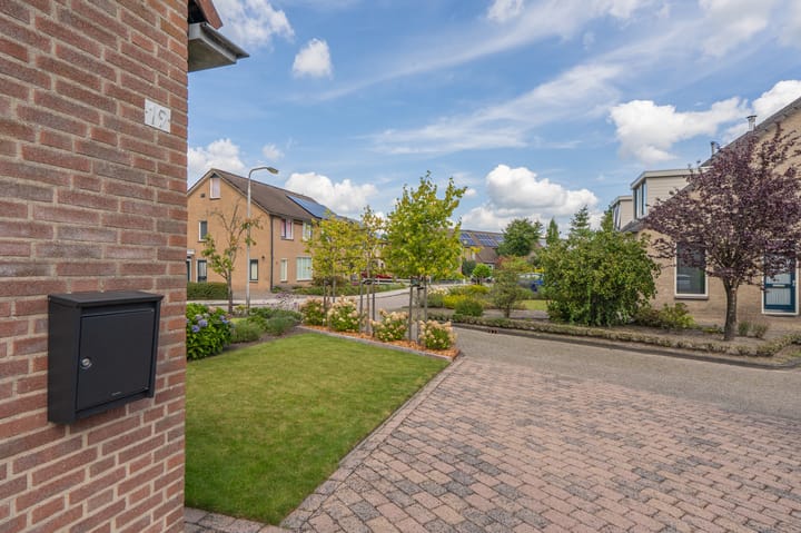 Foto 5 van Wiekenas 19