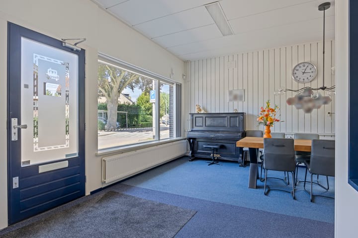 Photo 4 of Oranjelaan 2