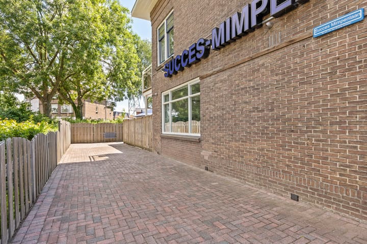 Photo 12 of Oranjelaan 2