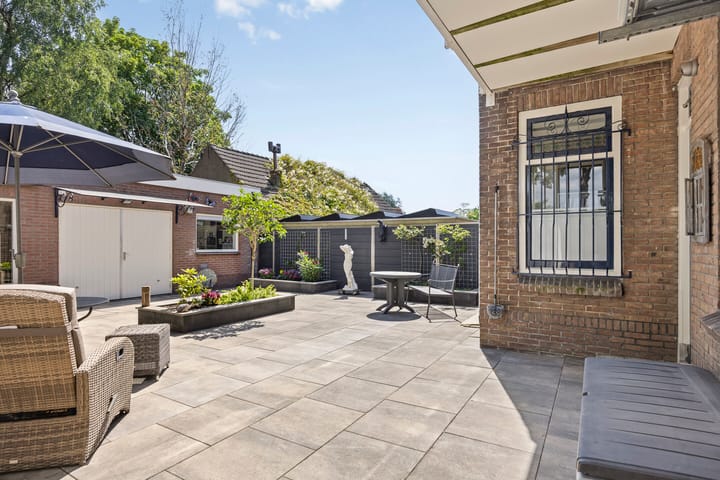 Photo 17 of Oranjelaan 2