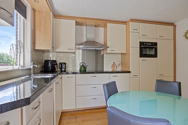 Photo 34 of Oranjelaan 2