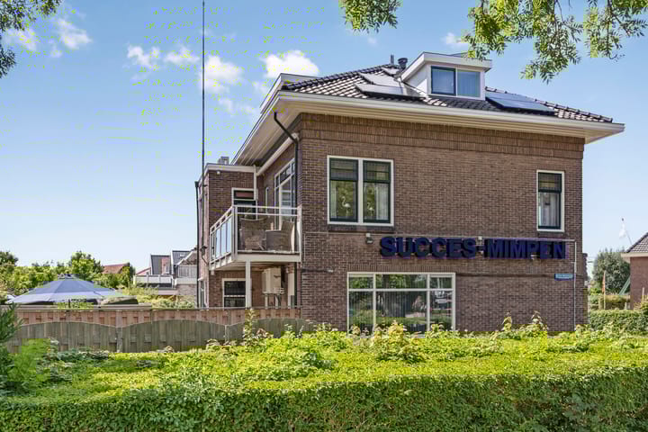 Photo 58 of Oranjelaan 2