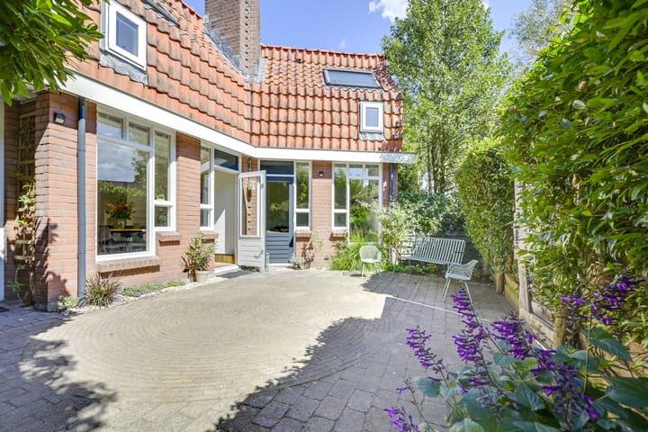 Photo 3 of Zwaluw 52