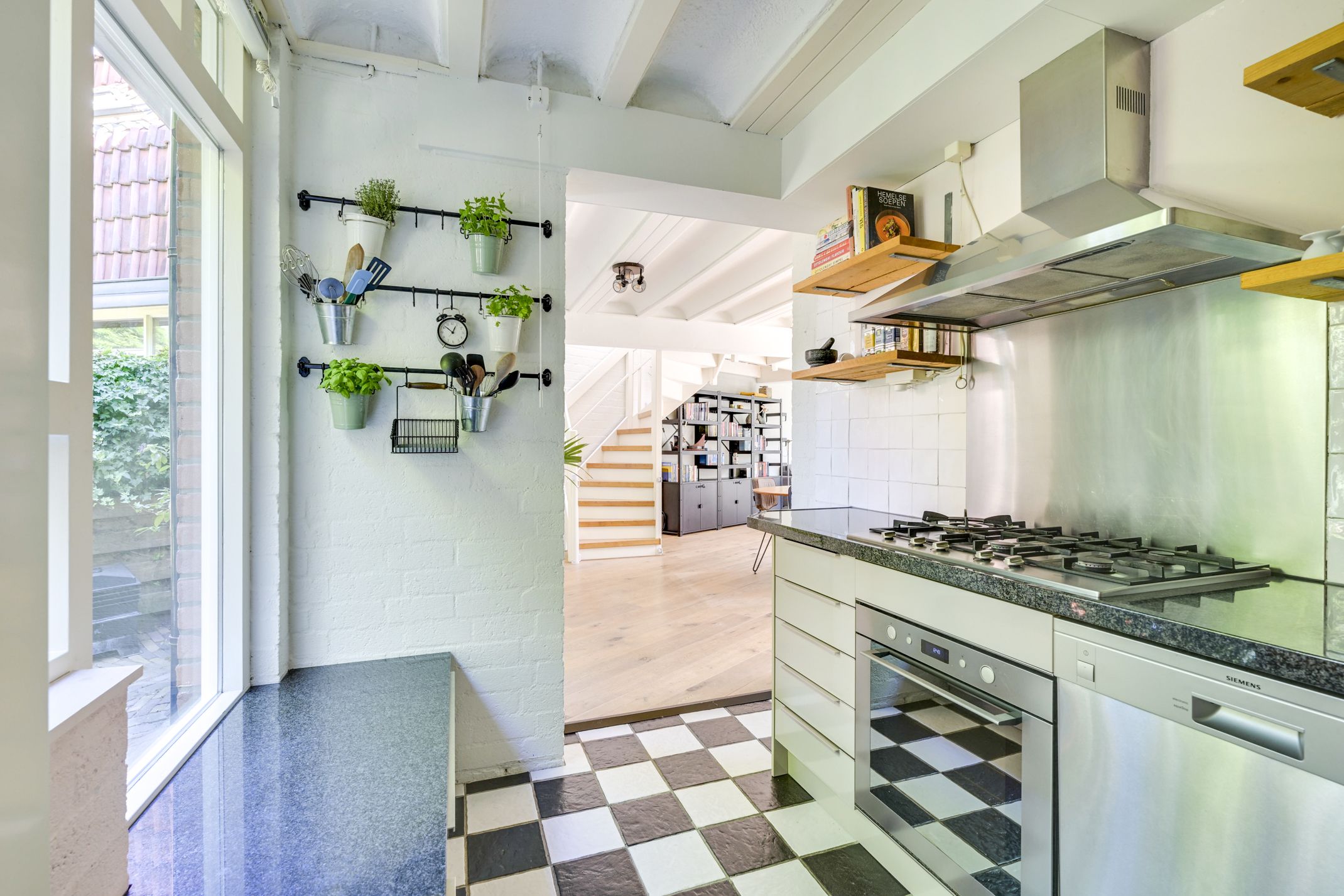 Foto 27 van Zwaluw 52