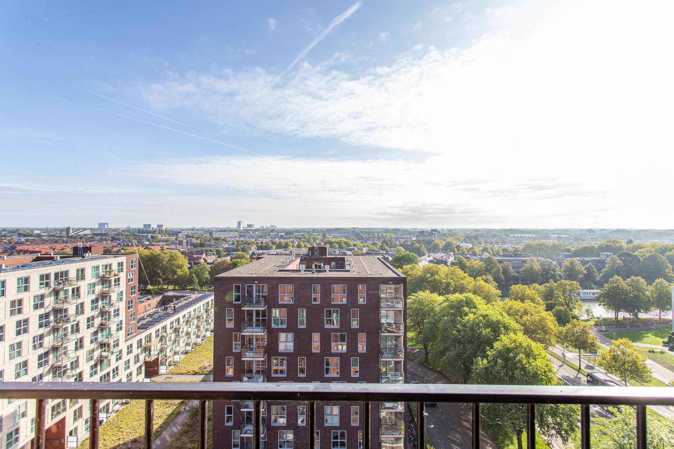 Foto 15 van Europaplein 913