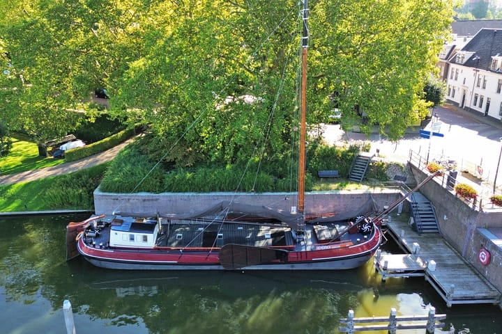 Foto 5 van Vijfde Uitgang 1-D