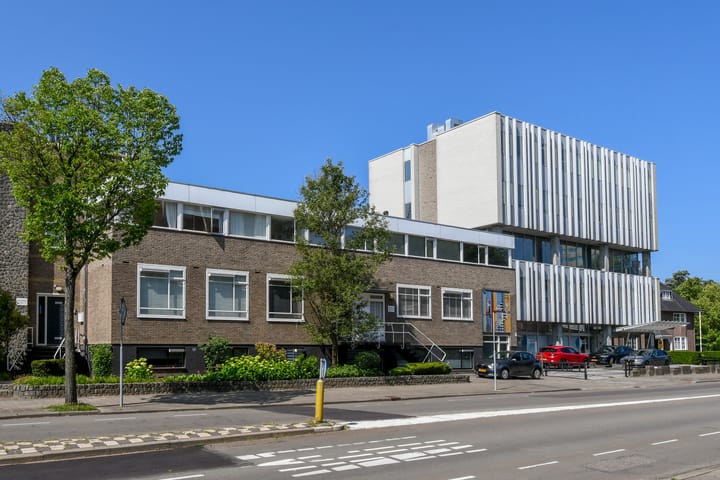 Foto 1 van P Czn Hooftlaan 4-B