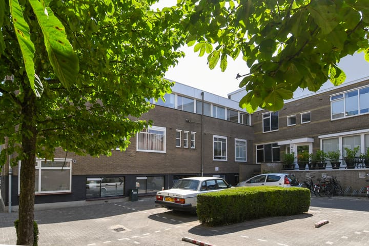 Foto 21 van P Czn Hooftlaan 4-B